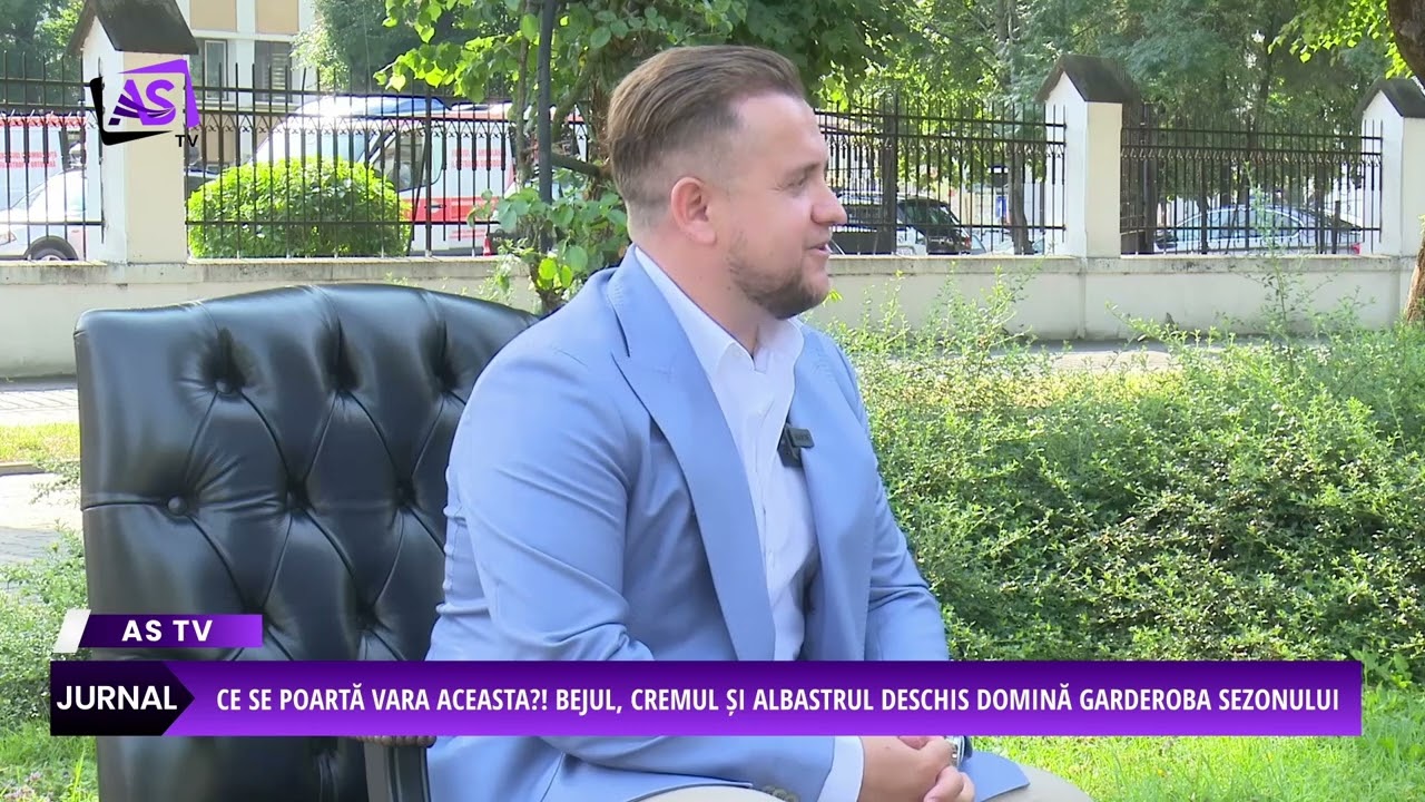 Ce se poartă vara aceasta?! Bejul, cremul și albastrul deschis domină garderoba sezonului