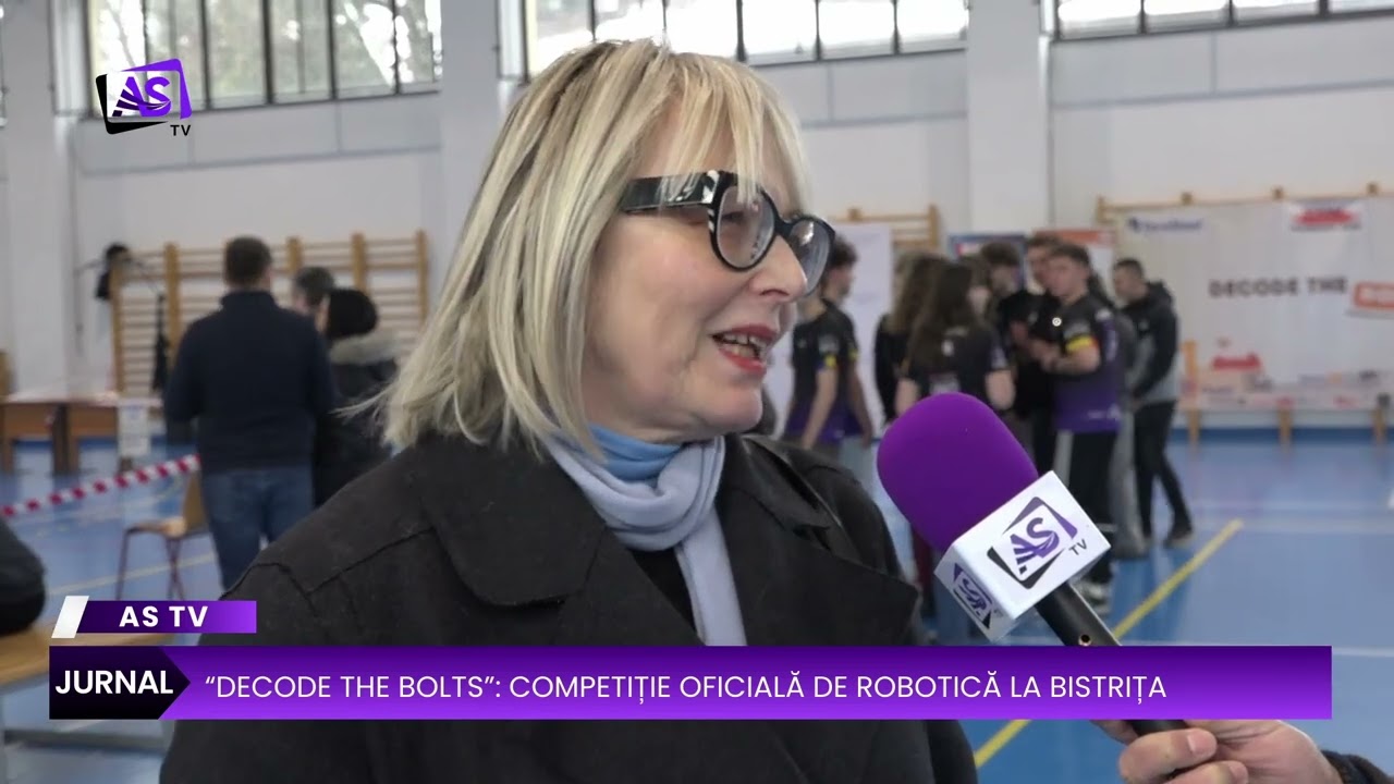 Peste 150 de elevi pasionați de robotică și-au dat frâu liber imaginației la “Decode The Bolts”